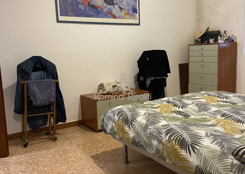 Appartamenti quadrilocale in vendita  103 m², Livorno, località zona mare