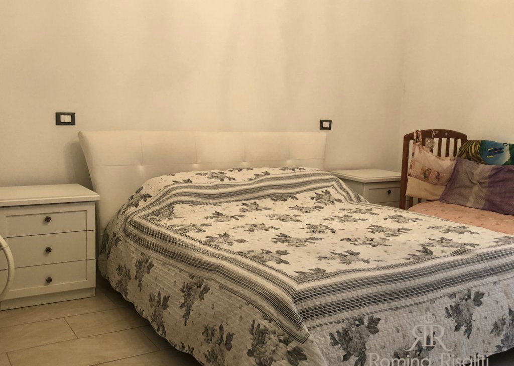 Appartamenti quadrilocale in vendita  120 m², Livorno, località zona mare